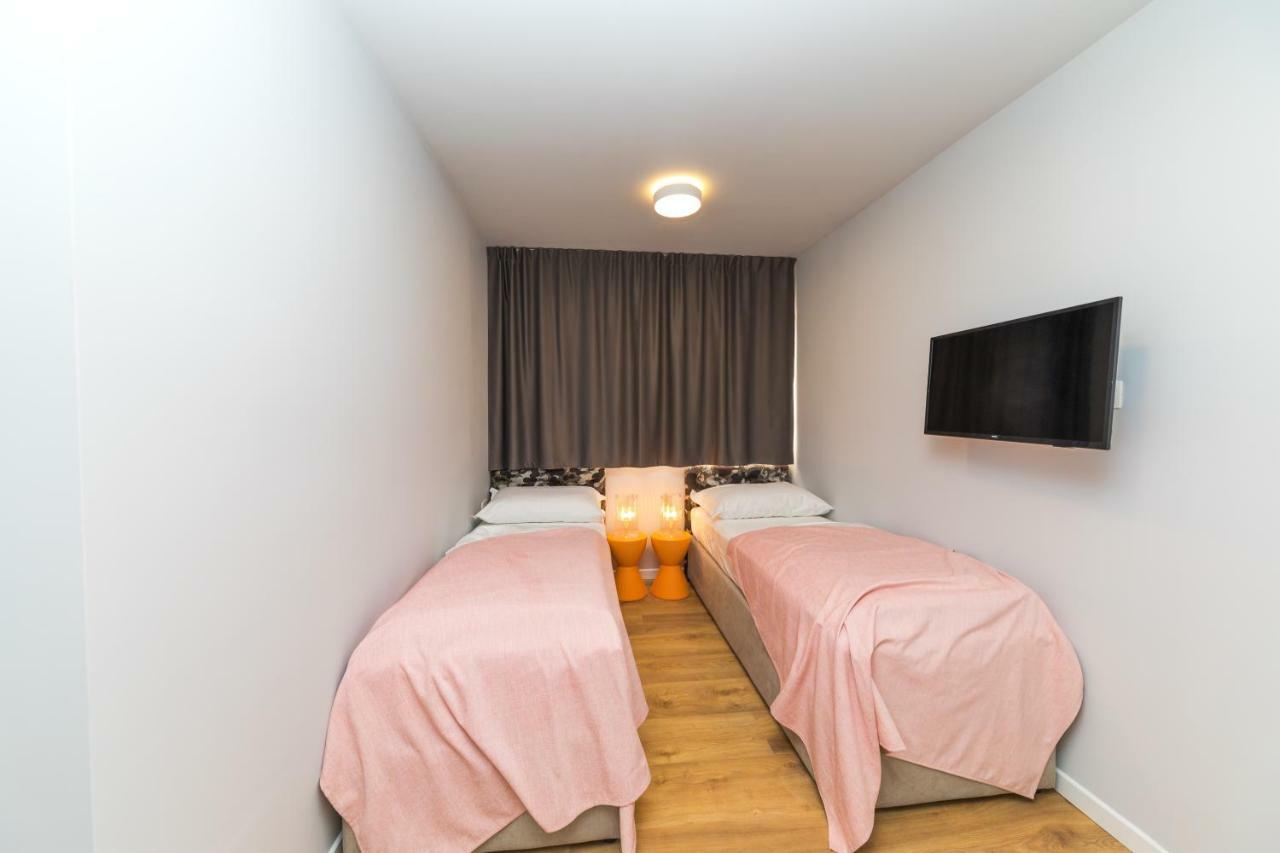 Glow Luxury Apartment With Terrace And Jacuzzi Split Exterior photo