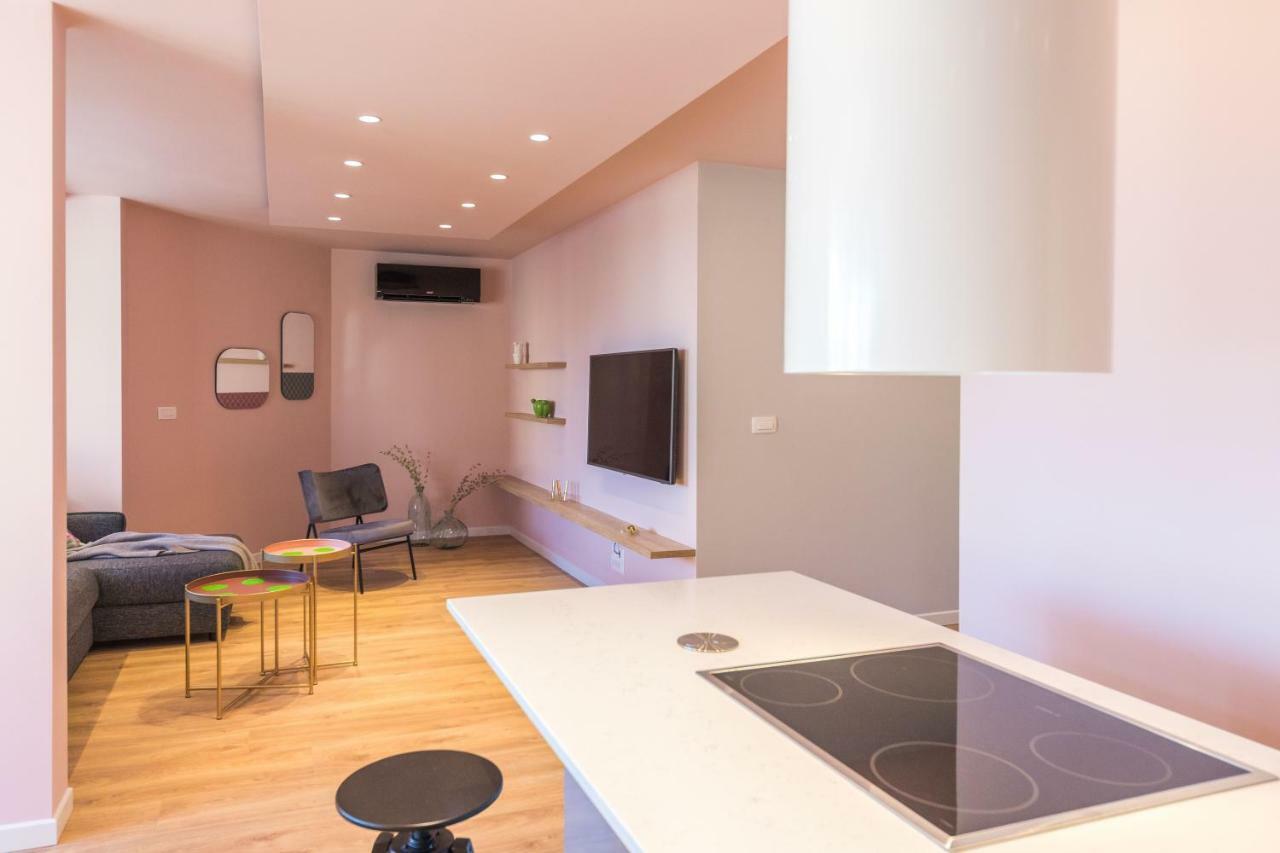 Glow Luxury Apartment With Terrace And Jacuzzi Split Exterior photo