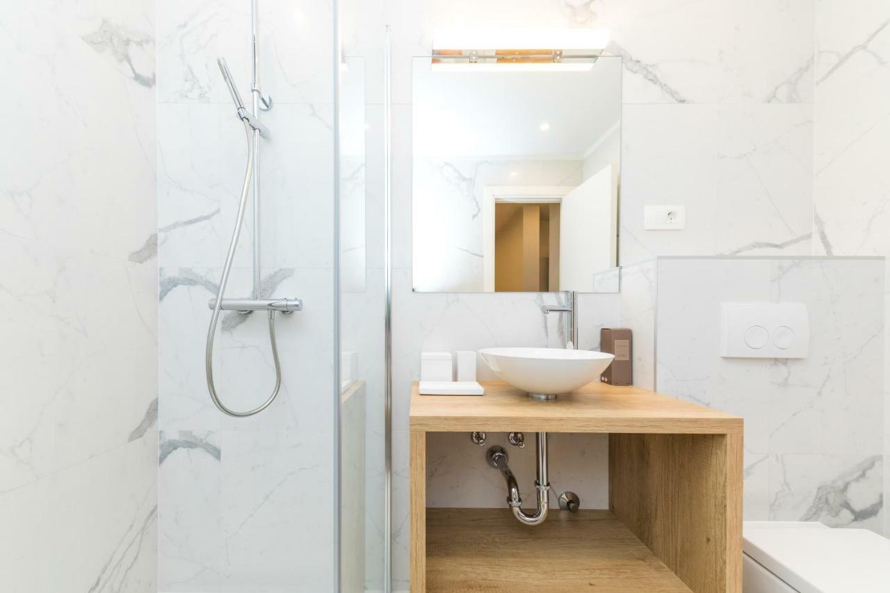 Glow Luxury Apartment With Terrace And Jacuzzi Split Exterior photo