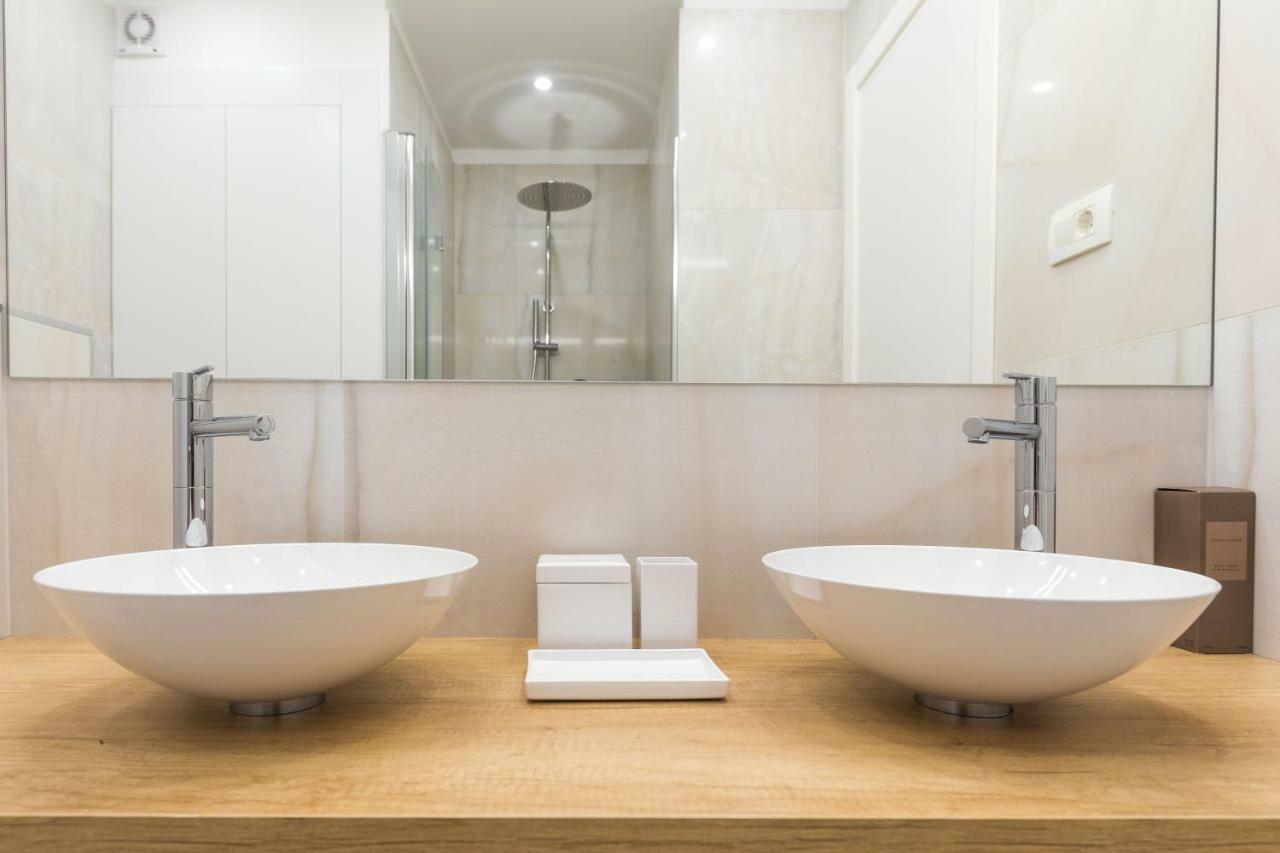 Glow Luxury Apartment With Terrace And Jacuzzi Split Exterior photo