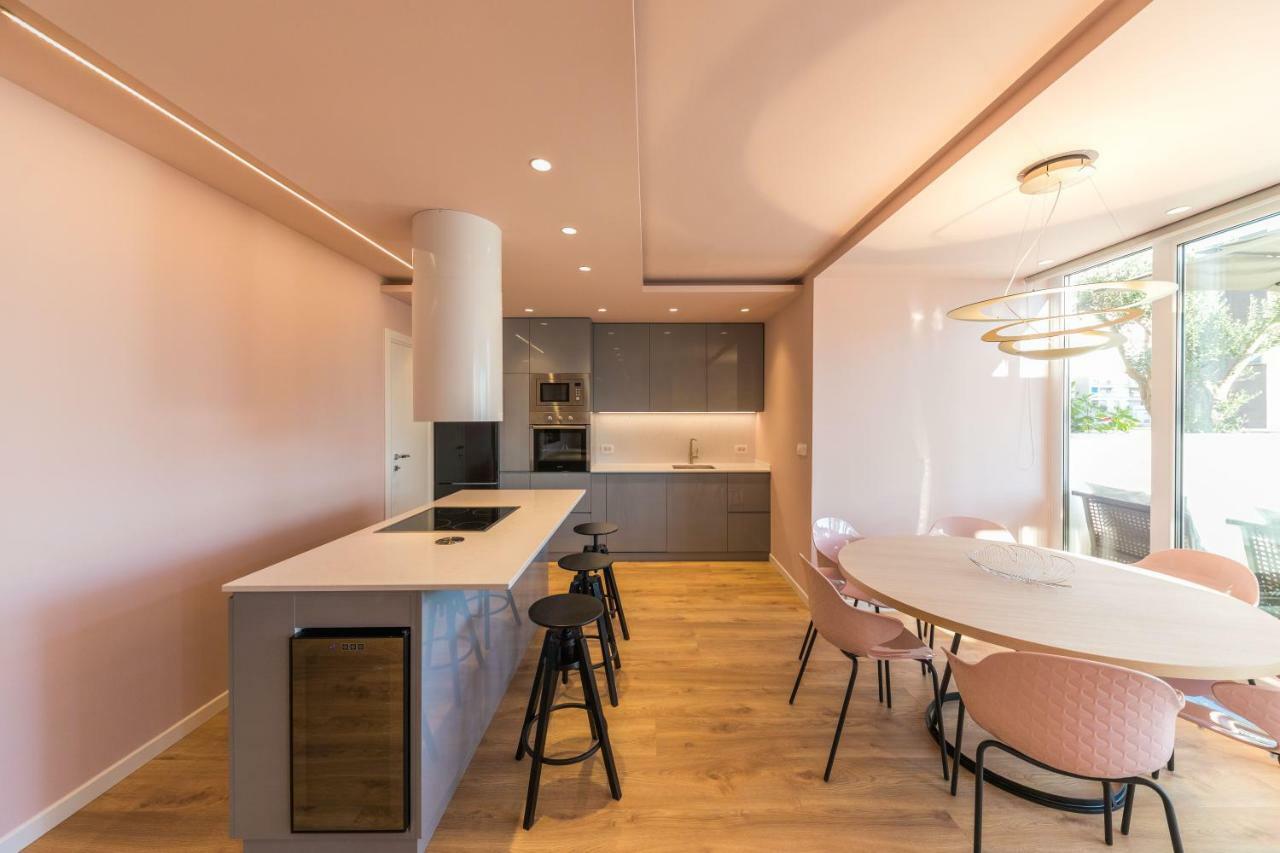 Glow Luxury Apartment With Terrace And Jacuzzi Split Exterior photo