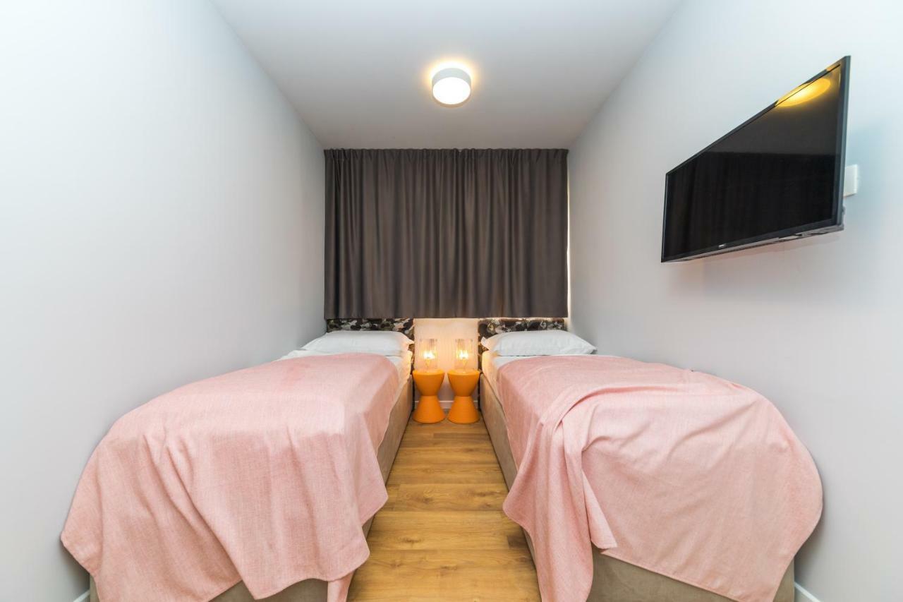 Glow Luxury Apartment With Terrace And Jacuzzi Split Exterior photo